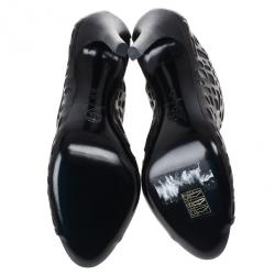 مملوكة مسبقًا Chanel Black Leather Cut Out Ankle Boots 38