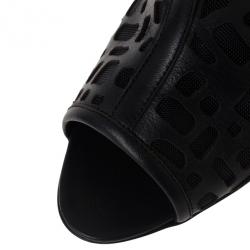 مملوكة مسبقًا Chanel Black Leather Cut Out Ankle Boots 38