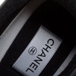 Pre Owned Chanel Blue/Black Fabric And Suede Leather Low Top Sneakers Size 41