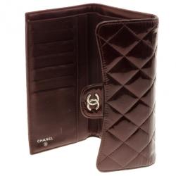 Pre Owned Chanel Dark Red Quilted Patent Classic Long Wallet