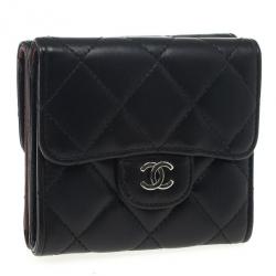 Pre Owned Chanel Black Lambskin Small Compact Wallet 