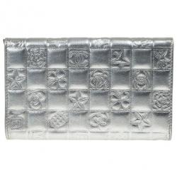 Pre Owned Chanel Metallic Quilted Lambskin Lucky Symbols Wallet