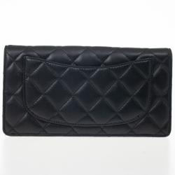 Pre Owned Chanel Quilted Lambskin L-Yen Continental Wallet