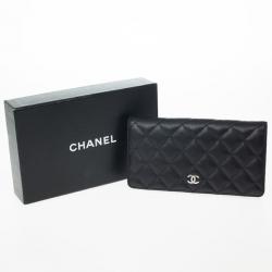 Pre Owned Chanel Quilted Lambskin L-Yen Continental Wallet