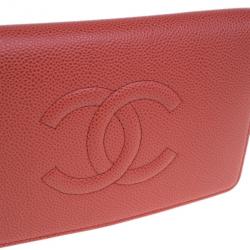 مملوكة مسبقًا Chanel Red Caviar Leather Continental Zip Around Wallet