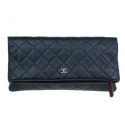 مملوكة مسبقًا Chanel Black Lambskin Beauty CC Clutch