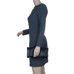 مملوكة مسبقًا Chanel Black Lambskin Beauty CC Clutch