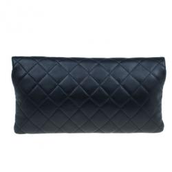 مملوكة مسبقًا Chanel Black Lambskin Beauty CC Clutch