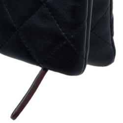 مملوكة مسبقًا Chanel Black Lambskin Beauty CC Clutch