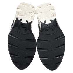 Pre Owned Chanel Black/White Leather CC Low Top Sneakers Size 43