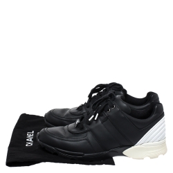 Pre Owned Chanel Black/White Leather CC Low Top Sneakers Size 43