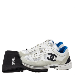 Pre Owned حذاء رياضي شانيل سويدي وساتان ثلاثي اللون CC عنق منخفض مقاس 39 