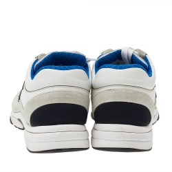 Pre Owned حذاء رياضي شانيل سويدي وساتان ثلاثي اللون CC عنق منخفض مقاس 39 