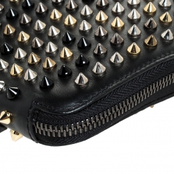 Pre Owned Christian Louboutin Black Leather Spike Zip Around Wristlet Clutch