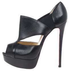 مملوكة مسبقًا Christian Louboutin Black Leather Pitou Ankle Booties Size 38