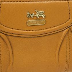Pre Owned Coach Yellow Madison Leather Accordion Zip Wallet