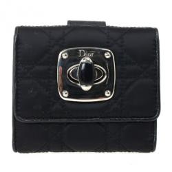 مملوكة مسبقًا Dior Black Charming Lock Compact Wallet