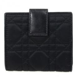 مملوكة مسبقًا Dior Black Charming Lock Compact Wallet