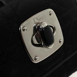 مملوكة مسبقًا Dior Black Charming Lock Compact Wallet