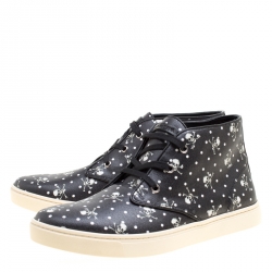 مملوكة مسبقًا Dolce and Gabbana Black Skull and Cross Bone Print Canvas High Top Sneakers Size 42.5