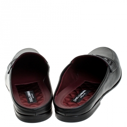 Pre Owned صندل سليب أون دولتشي أند غابانا شعار جلد مطرز أسود مقاس 45