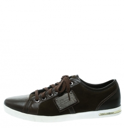 Pre Owned حذاء رياضي دولتشي أند غابانا بادج شعار سويدي/ جلد بني مقاس 44