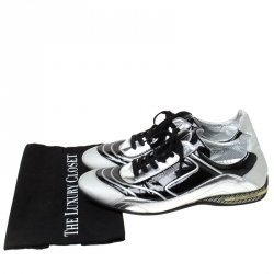 مملوكة مسبقًا Dolce And Gabbana Grey/Black Patent Leather and Fabric Lace Up Low Top Sneakers Size 43