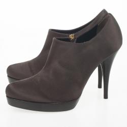 مملوكة مسبقًا Fendi Brown Satin Ankle Booties Size 38