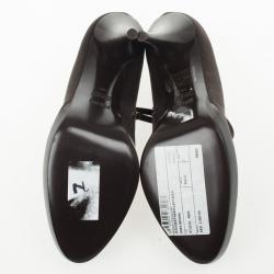 مملوكة مسبقًا Fendi Brown Satin Ankle Booties Size 38