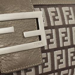 Pre Owned Fendi Zucchino Contentinal Wallet 