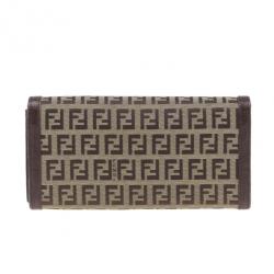 مملوكة مسبقًا Fendi Brown Leather Trim Zucca Continental Wallet