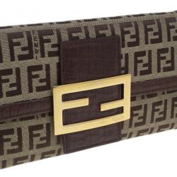 مملوكة مسبقًا Fendi Brown Leather Trim Zucca Continental Wallet
