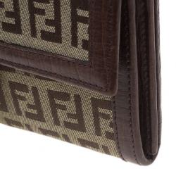 مملوكة مسبقًا Fendi Brown Leather Trim Zucca Continental Wallet