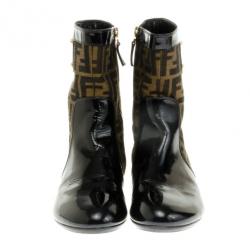 مملوكة مسبقًا Fendi Tronchetto Zucca Flat Ankle Boots Size 39.5