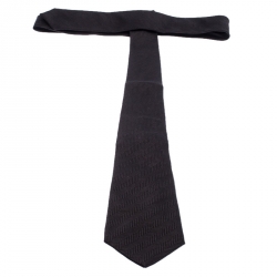 Pre Owned Giorgio Armani Black Tonal Herringbone Pattern Silk Jacquard Classic Tie
