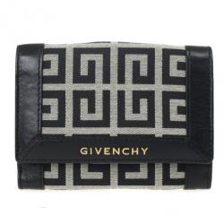Pre Owned Givenchy Signature Wallet
