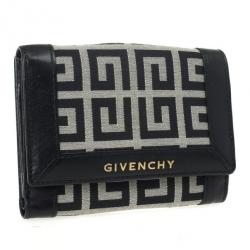 مملوكة مسبقًا Givenchy Signature Wallet