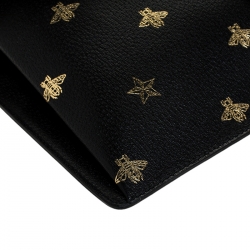 مملوكة مسبقًا Gucci Black Bee Star Leather Portfolio Clutch