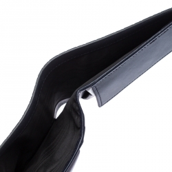 مملوكة مسبقًا Gucci Navy Blue Microguccissima Leather Bifold Wallet