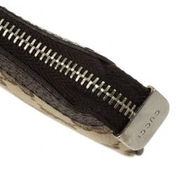 مملوكة مسبقًا Gucci Beige Monogram Coin Purse