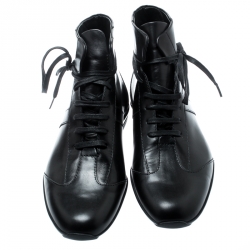 مملوكة مسبقًا Gucci Black Leather Lace Up Ankle Boots Size 40.5