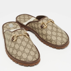 مملوكة مسبقًا Gucci Beige/Ebony GG Supreme Canvas Horsebit Flat Mules Size 44.5