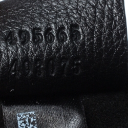 مملوكة مسبقًا Gucci Black Leather Logo Print Pouch