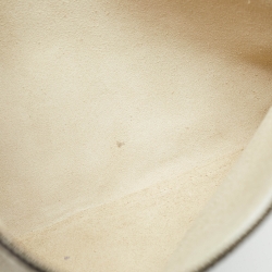 Gucci Off White Leather Logo Print Zip Pouch