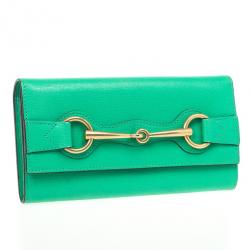 مملوكة مسبقًا Gucci Seafoam Leather Continental Wallet With Horsebit