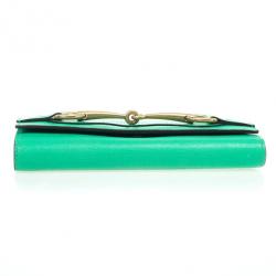 مملوكة مسبقًا Gucci Seafoam Leather Continental Wallet With Horsebit