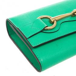 مملوكة مسبقًا Gucci Seafoam Leather Continental Wallet With Horsebit