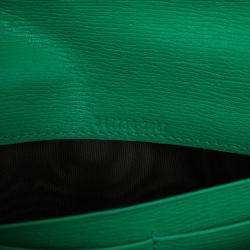 مملوكة مسبقًا Gucci Seafoam Leather Continental Wallet With Horsebit