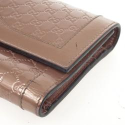 مملوكة مسبقًا Gucci Pink Patent Microguccissima Script Wallet