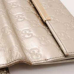 مملوكة مسبقًا Gucci Silver Guccissima Continental Wallet 